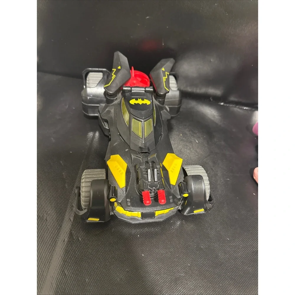 DC Comics Batman Batmobile‎ Toy Vehicle Black and Yellow with Missiles